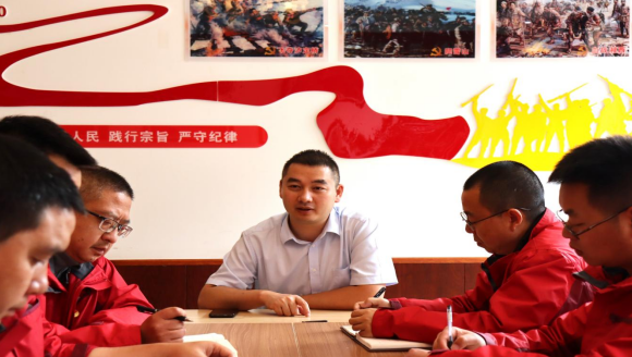 交建集團黨委委員、紀委書記吳鵬飛率隊赴黨建基層聯繫點久馬高速C3總包部調研指導工作
